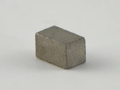 サマコバ磁石(SS28)、角型、2x1.2x1.2(mm)、1.2mm方向
