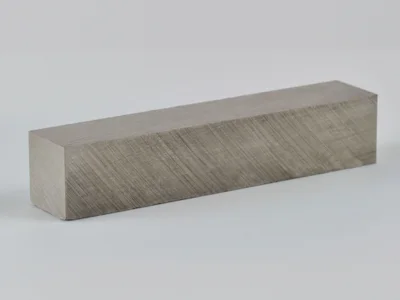 アルニコ磁石、角型、10x10x50(mm)、50mm方向