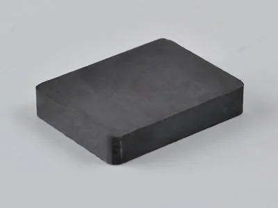 フェライト磁石、角型、25x19x4.5(mm)(穴なし)、4.5mm方向