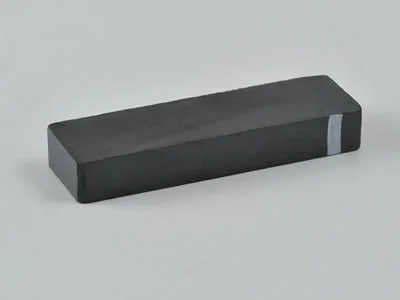 フェライト磁石、角型、40x12x6(mm)、6mm方向