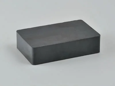 フェライト磁石、角型、40x25x10(mm)、10mm方向