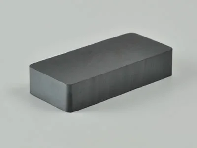 フェライト磁石、角型、48x22x10(mm)、10mm方向