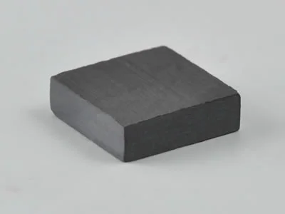 フェライト磁石、角型、10x10x3(mm)、3mm方向