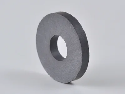 フェライト磁石、リング型、Φ13.5xΦ5x2(mm)、高さ方向
