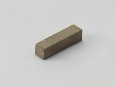 サマコバ磁石(SS28)、角型、12x3x3(mm)、3mm方向