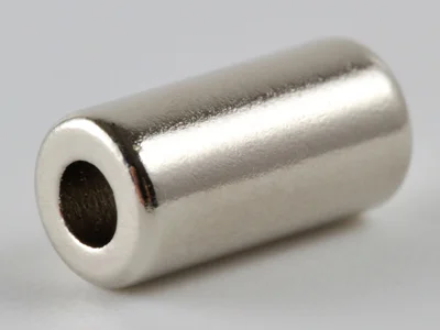 ネオジム磁石(N40)、リング型、Φ5xΦ2.3x10(mm)、高さ方向