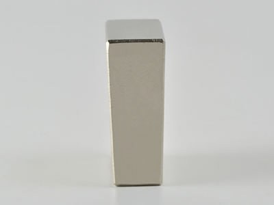 ネオジム磁石(N40)、C型、R190xr160x25(3.6°)(mm)、外径S内径N