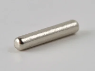 ネオジム磁石(N40)、円柱型、Φ1.2x6(mm)、径方向