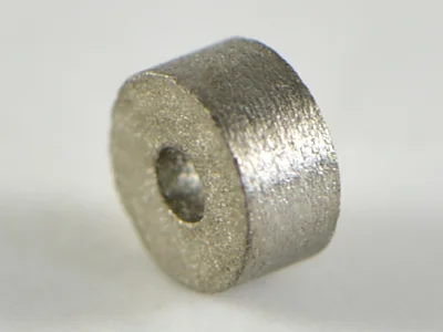 サマコバ磁石(SS28)、リング型、Φ3xΦ1x1.5(mm)、径方向
