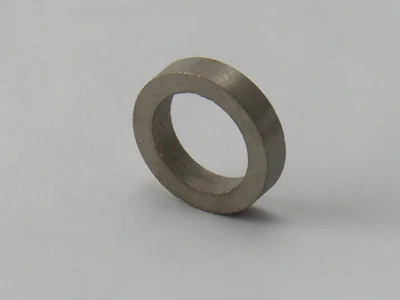 サマコバ磁石(SS32)、リング型、Φ14.2xΦ10x3(mm)、高さ方向