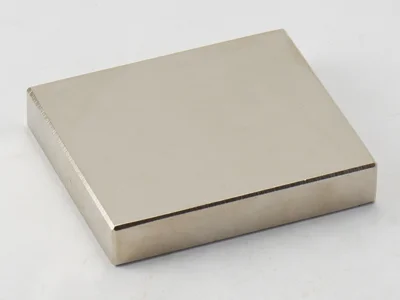 ネオジム磁石(N40)、角型、56x48x10(mm)、10mm方向