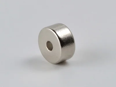 ネオジム磁石(N52)、リング型、Φ20xΦ5x6(mm)、高さ方向