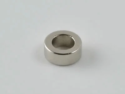 ネオジム磁石(N40)、リング型、Φ2.5xΦ1.5x1(mm)、高さ方向
