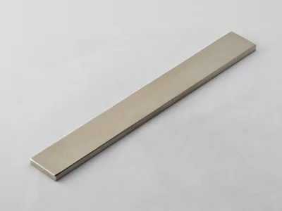 ネオジム磁石(N40)、角型、200x5x25(mm)、25mm方向