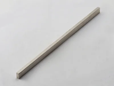 ネオジム磁石(N40)、角型、200x5x10(mm)、10mm方向