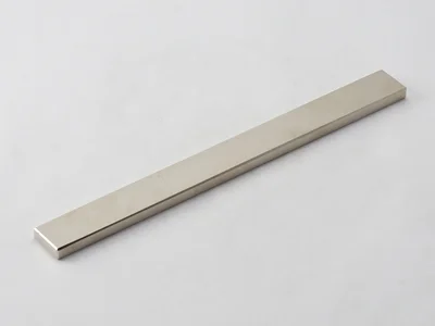 ネオジム磁石(N40)、角型、160x15x5(mm)、5mm方向