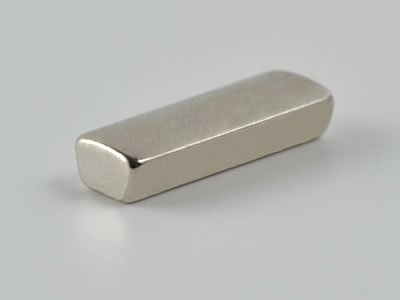ネオジム磁石(N40)、C型、R6xr4x10(35°)(mm)、外径N内径S