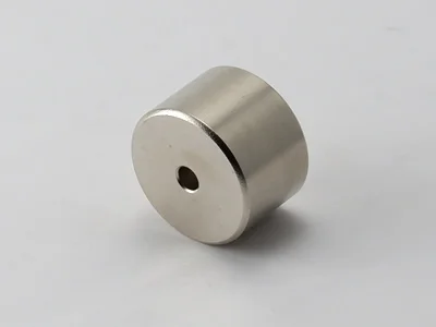 ネオジム磁石(N40)、リング型、Φ30xΦ5x20(mm)、高さ方向