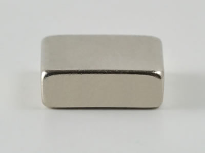 ネオジム磁石(N35)、C型、R86.5xr83.5x8(6°)(mm)、外径N内径S