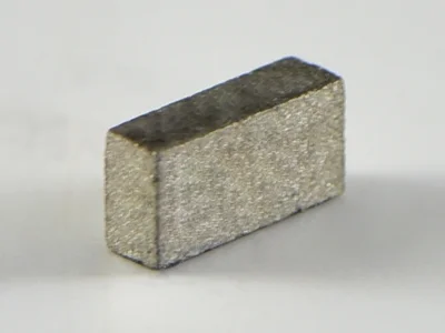 サマコバ磁石(SS28)、角型、4x1.2x2(mm)、2mm方向