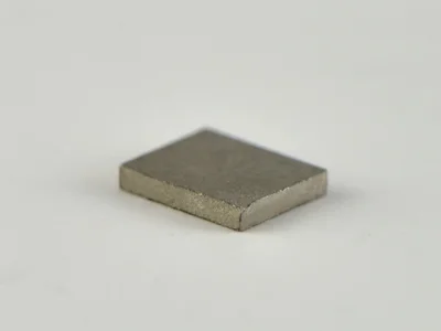 サマコバ磁石(SS28)、角型、5x4x0.8(mm)、0.8mm方向
