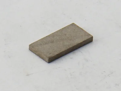 サマコバ磁石(SS28)、角型、10x5x1(mm)、1mm方向